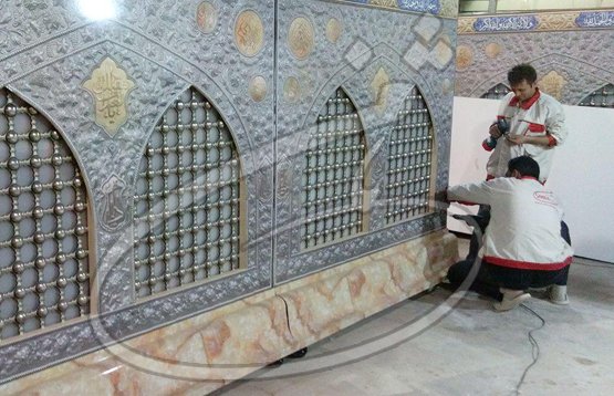 نمایی از طراحی و اجرای پارتیشن حرم امام زاده ابوطالب (ع)،